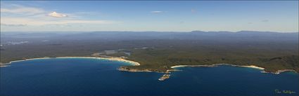 Pebbley Beach - Murramarang National Park - NSW (PBH4 00 16374)